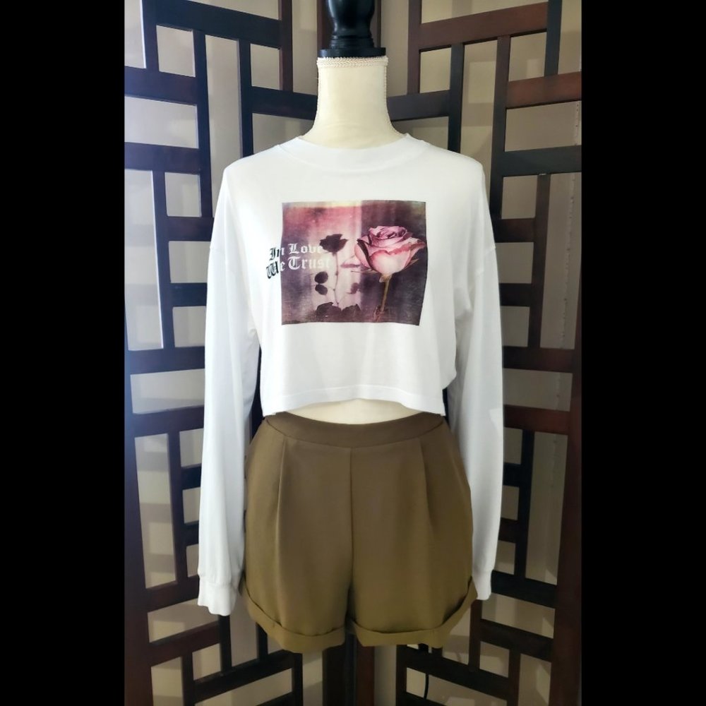 Forever 21 Olive Green Shorts (Size M)